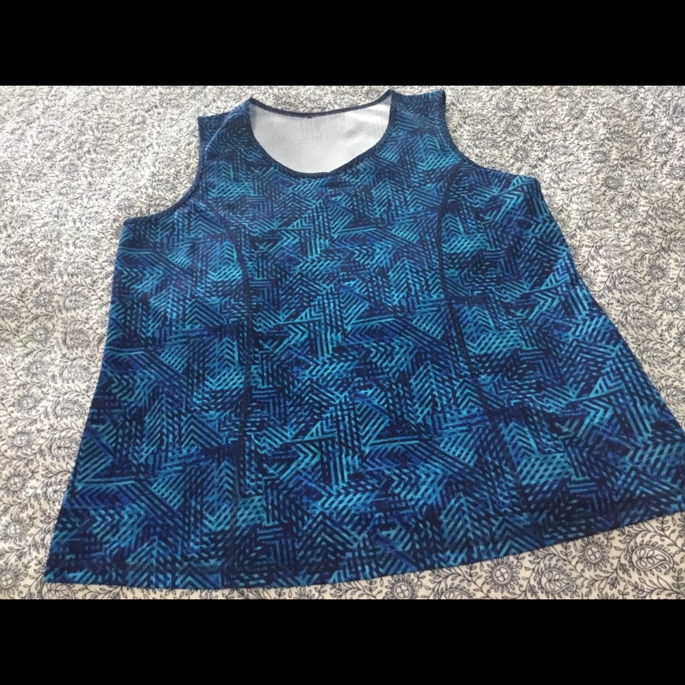 Blue tank. Womans Plus